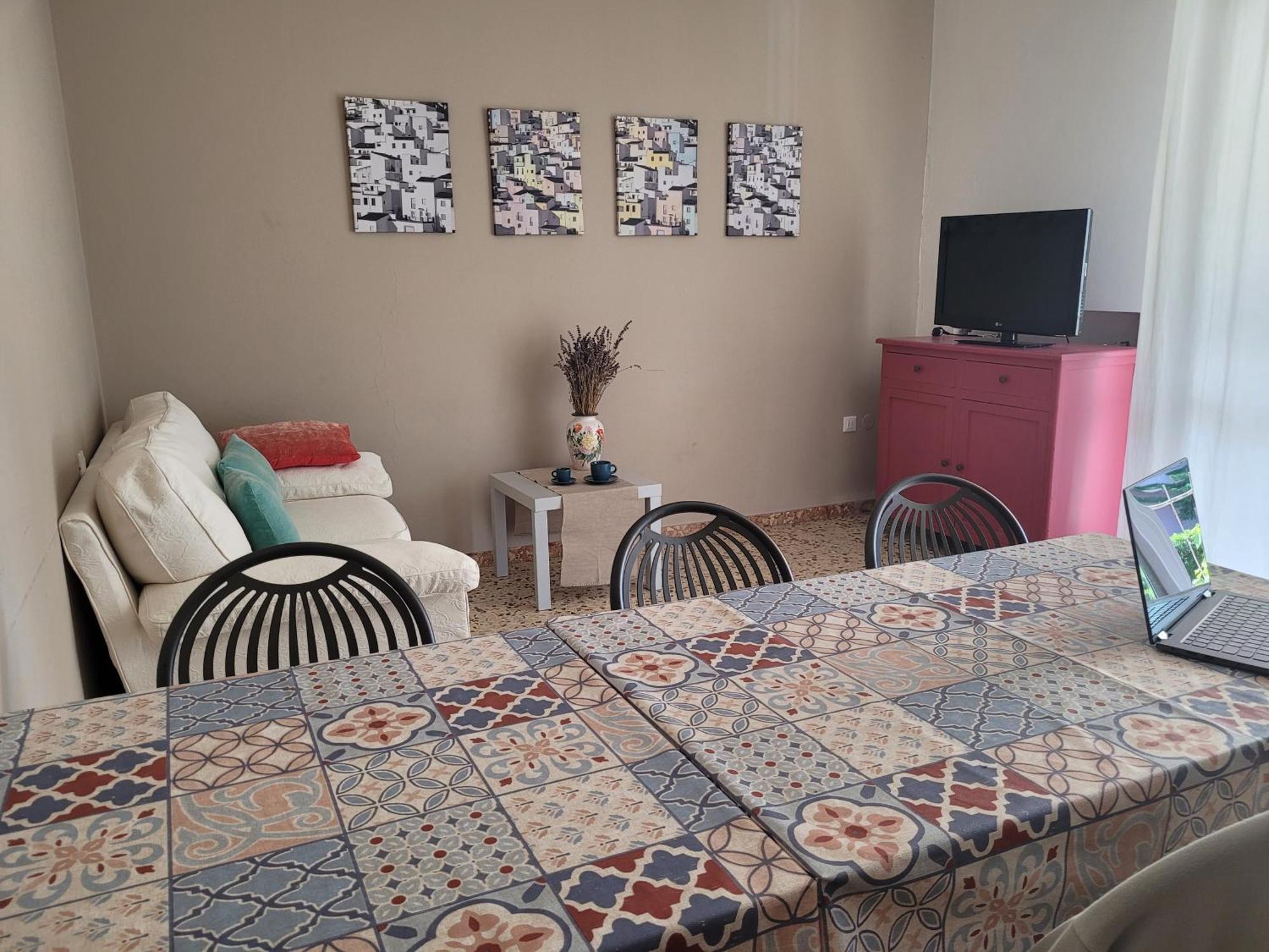 רימיני Appartamenti Le 4 Sorelle מראה חיצוני תמונה